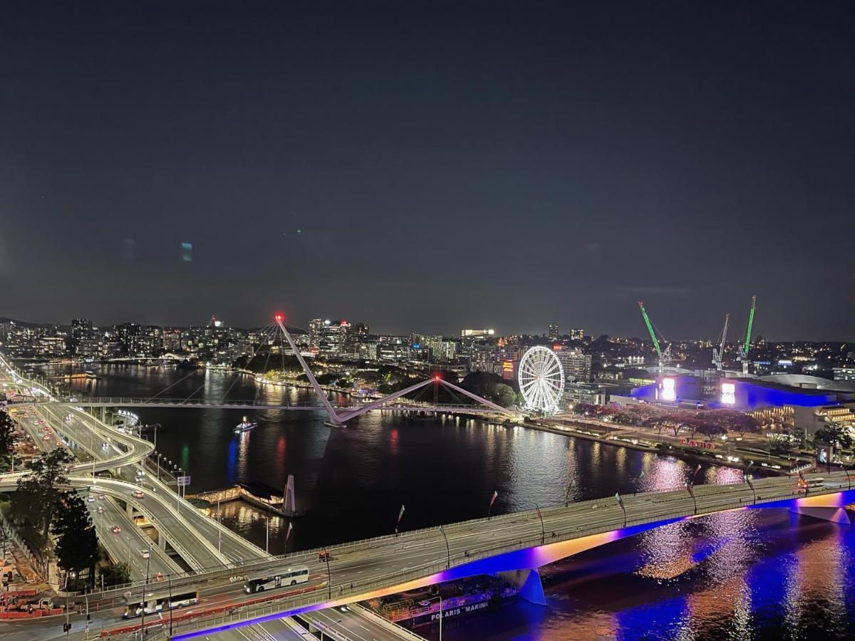 Eyes On The Fireworks Lux Riverfront 2Kingbed Apt Brisbane Exterior photo